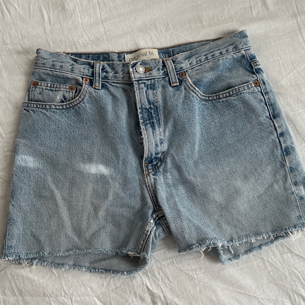 Vintage 2000 GAP Light Blue Frayed Hem Denim Shorts